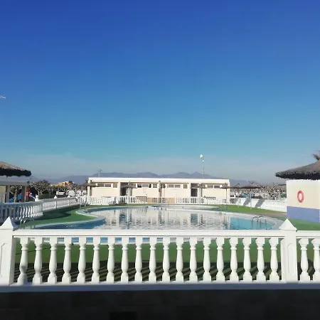 Y Monmar Кемпинг