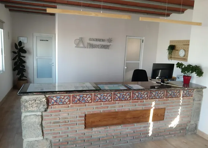 Y Monmar Camping 4*