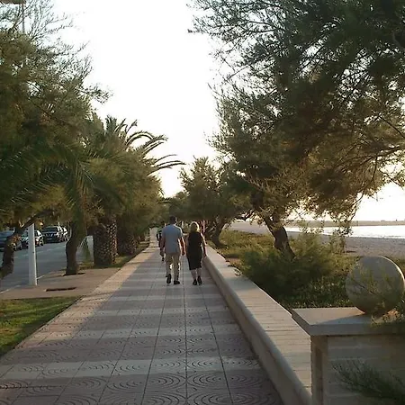 Y Monmar Camping 4*